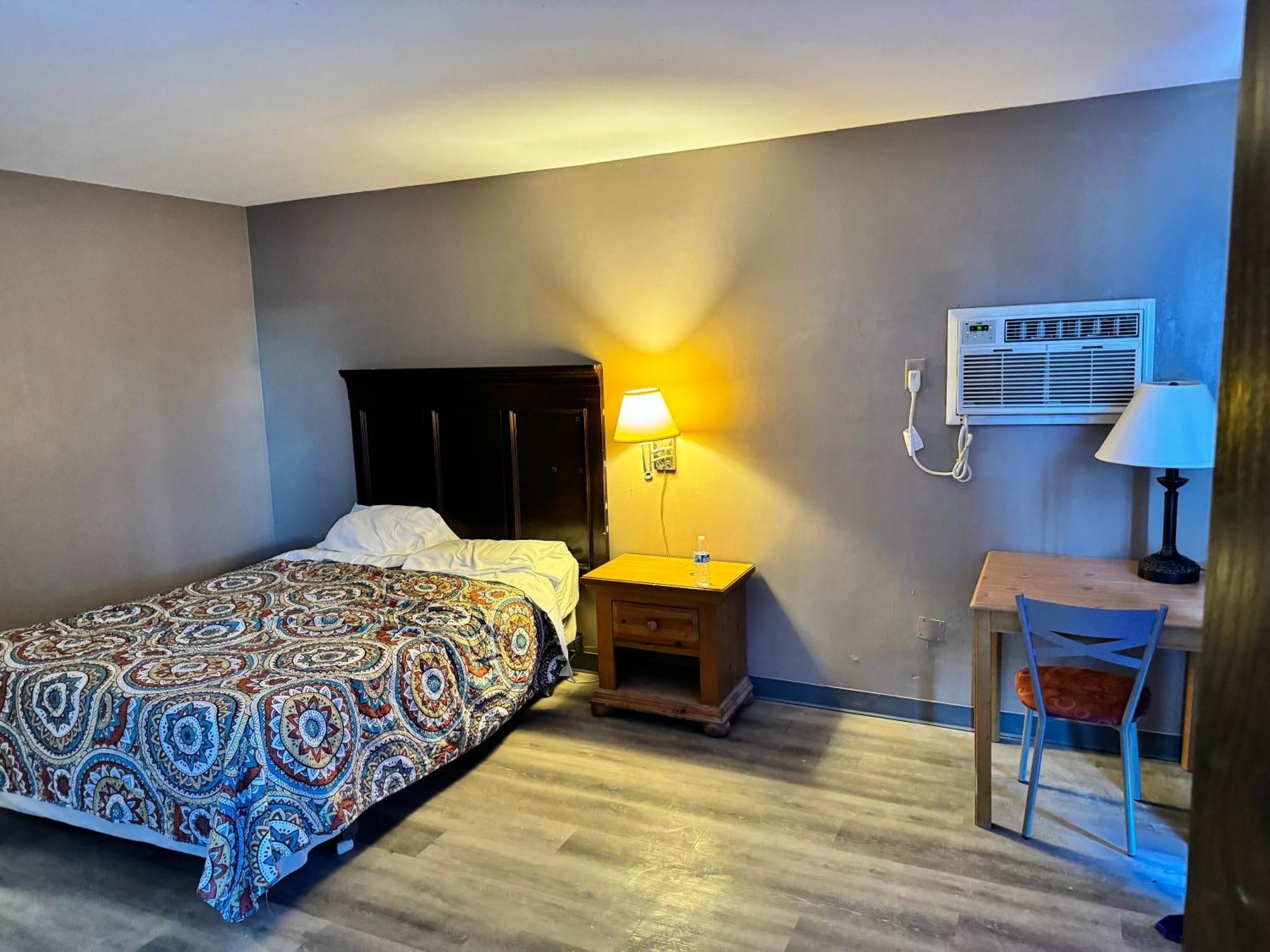 Clintonville Motel Extérieur photo