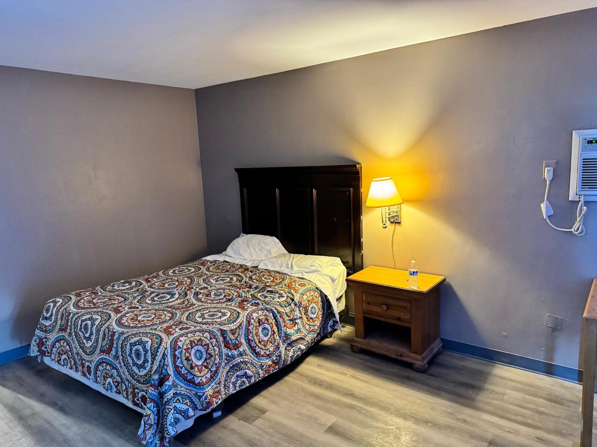 Clintonville Motel Extérieur photo